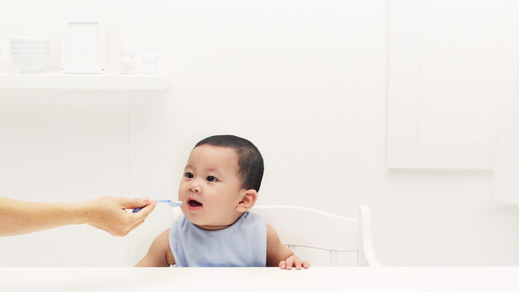 Bí quyết nấu cháo ăn dặm cho bé 8, 9, 10 tháng đúng cách