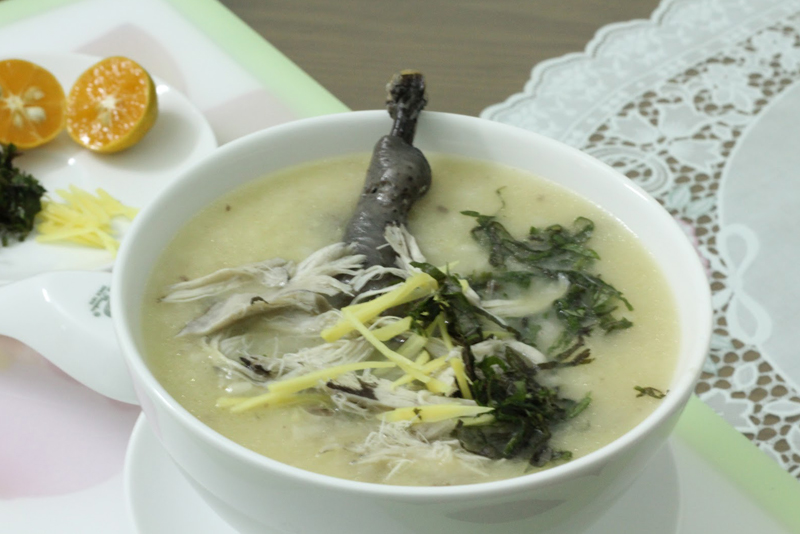 Học cách nấu cháo gà hạt sen trị mất ngủ hiệu quả!